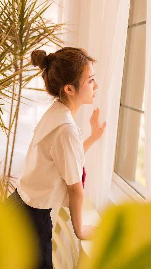 室友本来很拽的,直到遇见她篇章