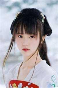 贵妃楚楚，冷面君王低哄求动心完结+番外